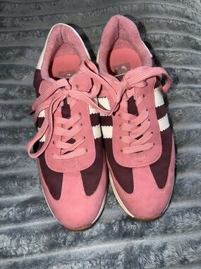 Women's Pink Two-Tone Lace-Up Sneakers Dolce Vita
